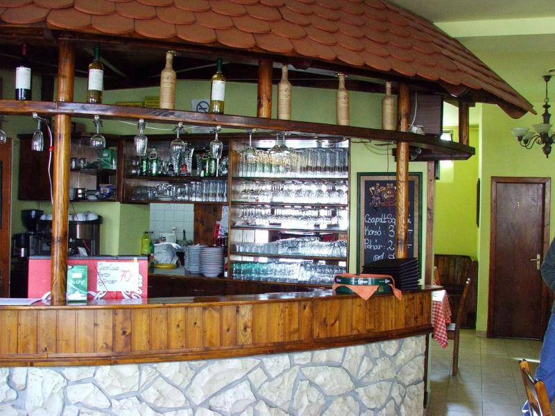 Római-kert Étterem – Étterem (Pécs)