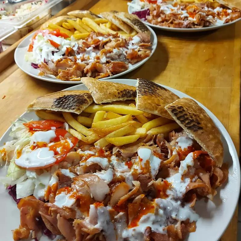 Anatólia Gyros és Hamburger bár – Bár (Vác)