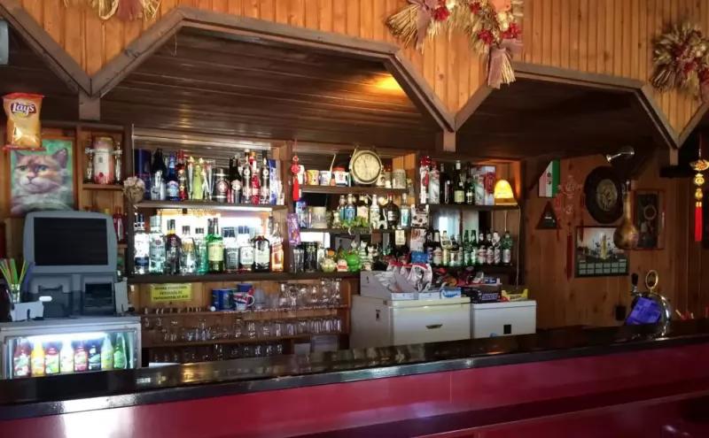 Zöld Macska presszó – Étterem (Balatonfokajar)