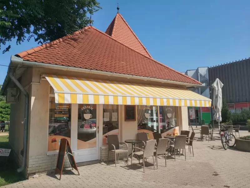 Centrál Kávézó-Fagylaltozó – Fagyizó (Kunszentmárton)