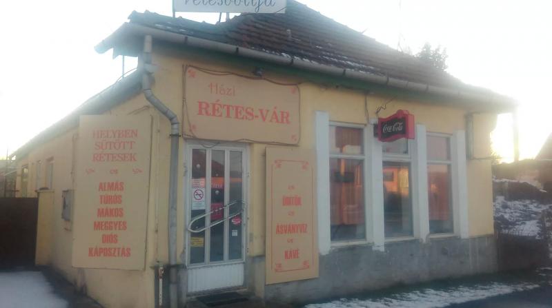 Rétes-vár – Pékség (Kápolna)