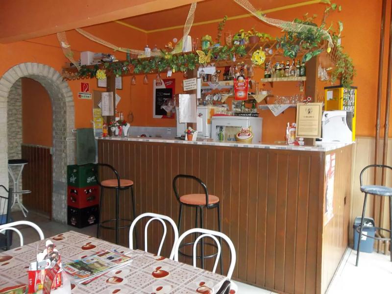Ászok Söröző Szolnok – Kocsma (Szolnok)
