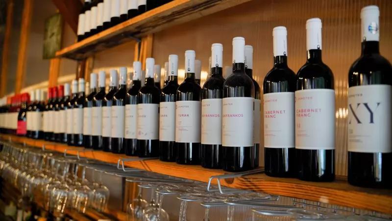 Demeter Borbár 44 Vinoteka - Eger Szépasszonyvölgy - Winebar 44 – Bár (Eger)