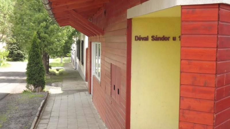Dévaisarok Kávézó – Kávézó (Mátrafüred)