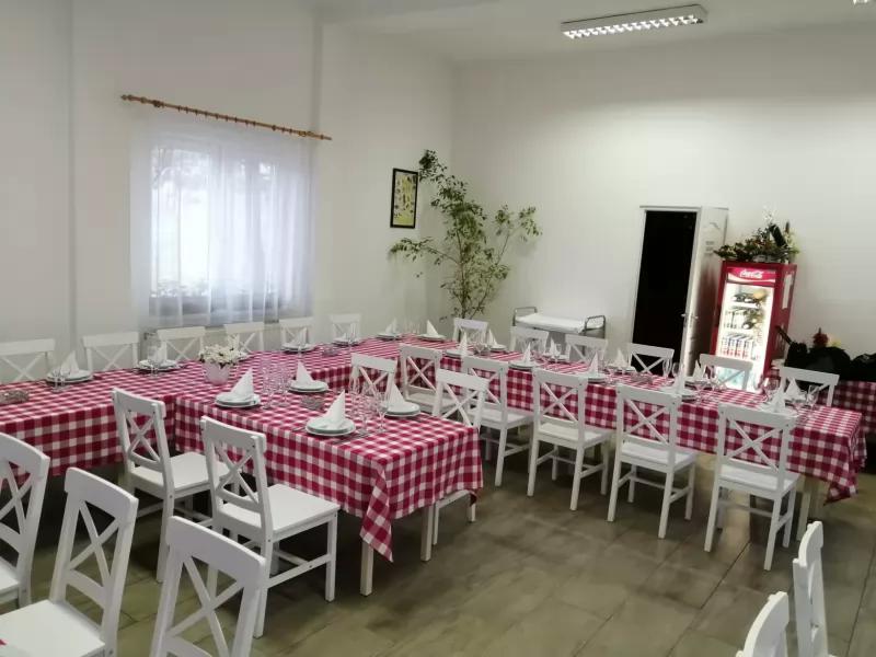 Első Konyhám, az otthon íze. – Étterem (Nyíregyháza)
