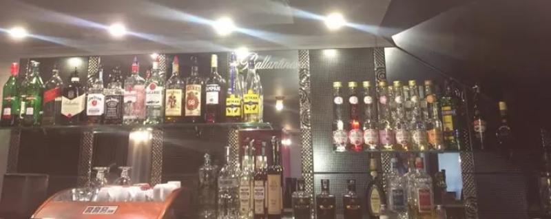 Caffe Rouge – Bár (Eger)