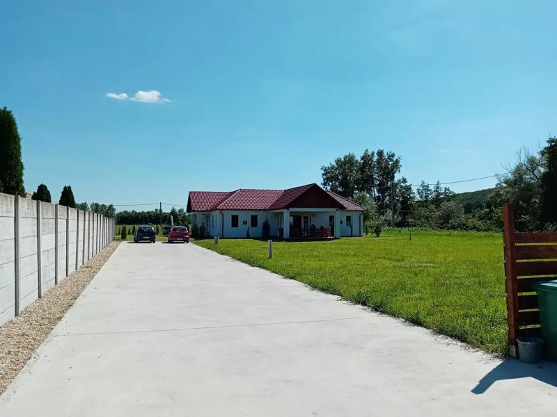 Piramis FOOD Pizzéria és Étterem – Étterem (Demjén)