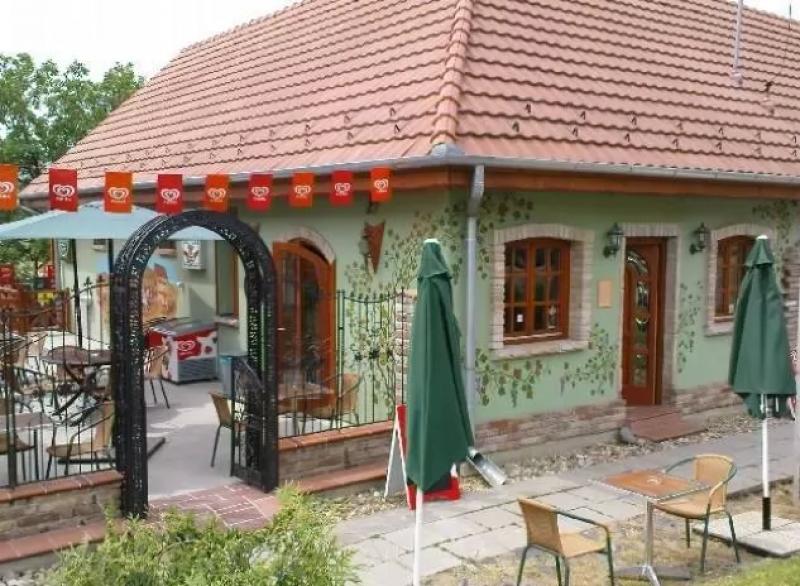 Sasfészek Étterem és Pizzéria – Étterem (Kismaros)