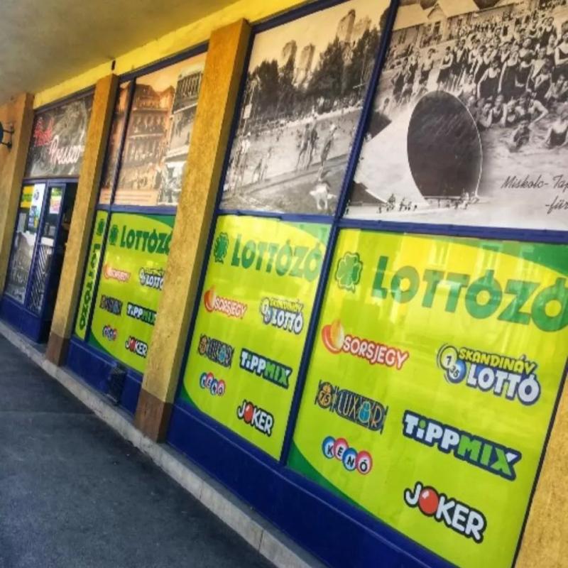Picoló Presszó – Kocsma (Miskolc)