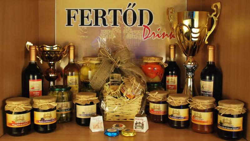 Fertődi Szörpüzem – Gyümölcslé bár (Fertod)