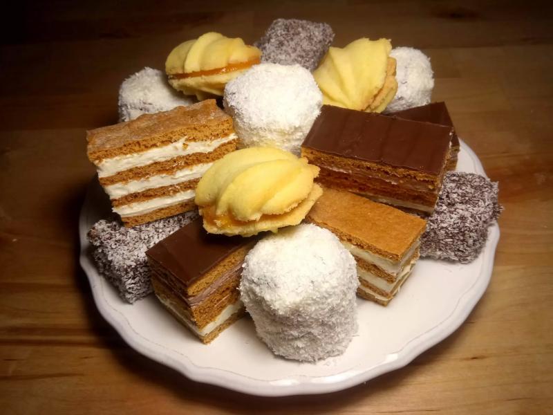 Házi sütemények és torták - Vecsés – Cukrászda (Vecsés)
