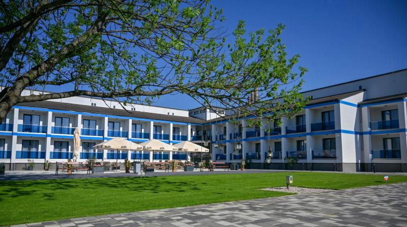 NN boutique Hotel – Bisztró (Tiszaújváros)