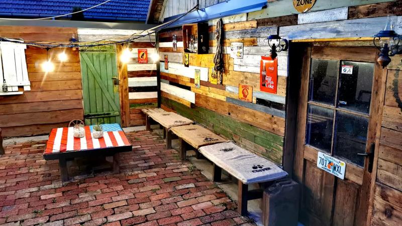 Backyard Bar – Bár (Gyomaendrod)