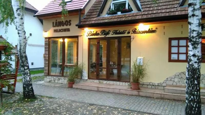 Bárka Büfé – Bár (Balatonszemes)