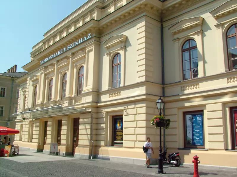 Premier kávézó – Kávézó (Székesfehérvár)