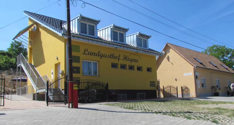 Landgasthof Hegau/Pension Alt-Baden – Büfé (Dunaszekcso)