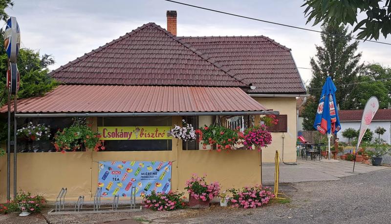 Csokány Bisztró és Nemzeti Dohánybolt – Bár (Alsóberecki)