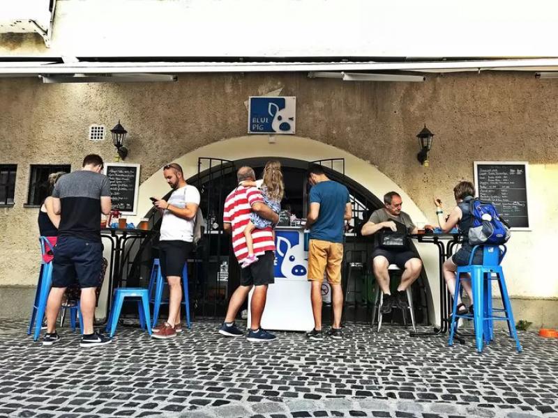 thebluepig.vp – Koktélbár (Veszprém)