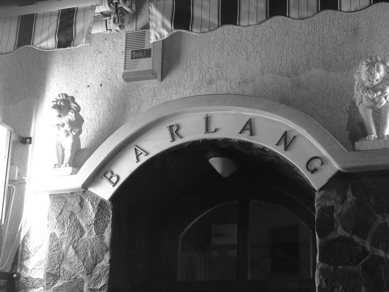 Barlang Presszo – Bár (Dány)