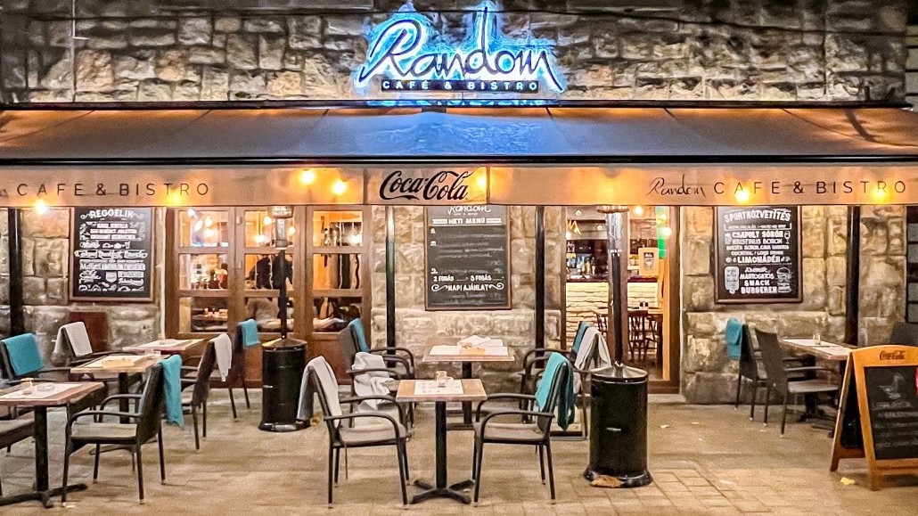 Random Café & Bistro