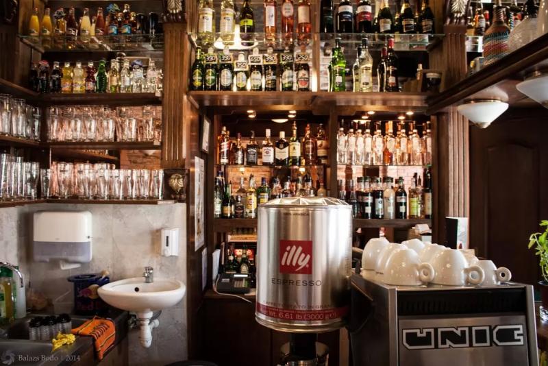 3.Félidő Sports Pub & Café – Kávézó (Debrecen)