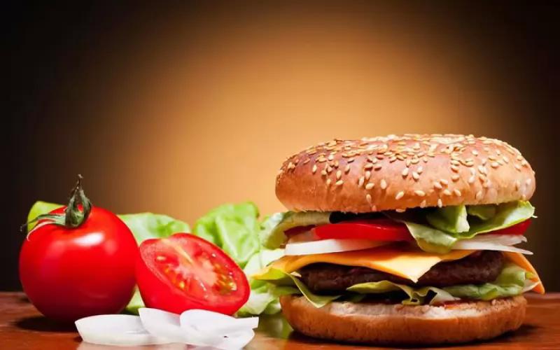 Dobi gyros és hamburger bár – Bár (Nyírbátor)
