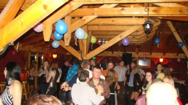 Royal-Jack Söröző – Kocsma (Tatárszentgyörgy)
