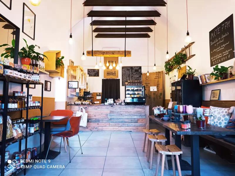 Sercli Café – Kávézó (Budajeno)