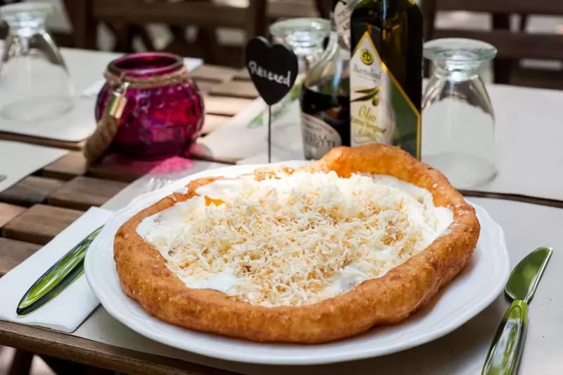 Móni's Lángos – Gyorsétterem (Kétegyháza)