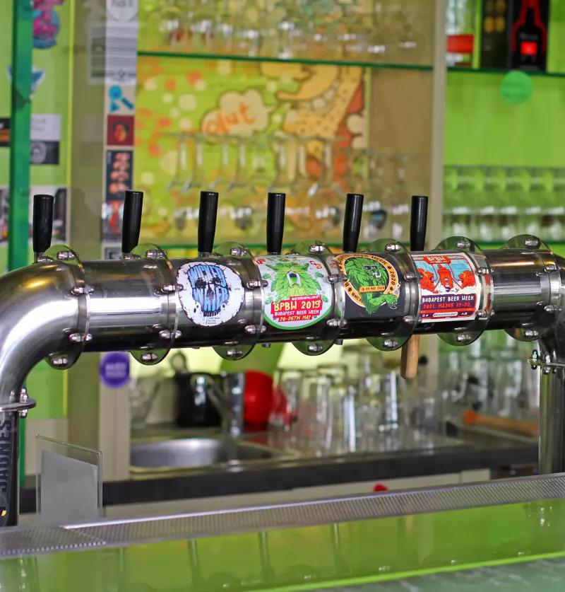Hopaholic - Craft Beer Bar, Budapest – Bár (Budapest, VII. kerület)