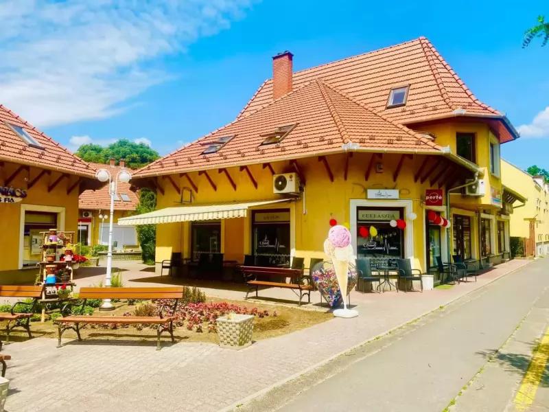 Szünet Kávézó – Kávézó (Nagykáta)