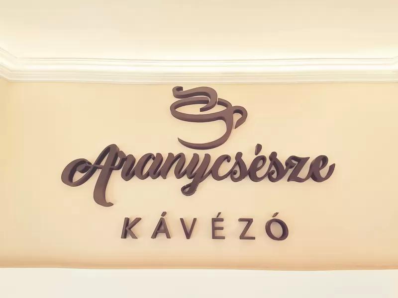 Aranycsésze Kávézó – Kávézó (Kunhegyes)
