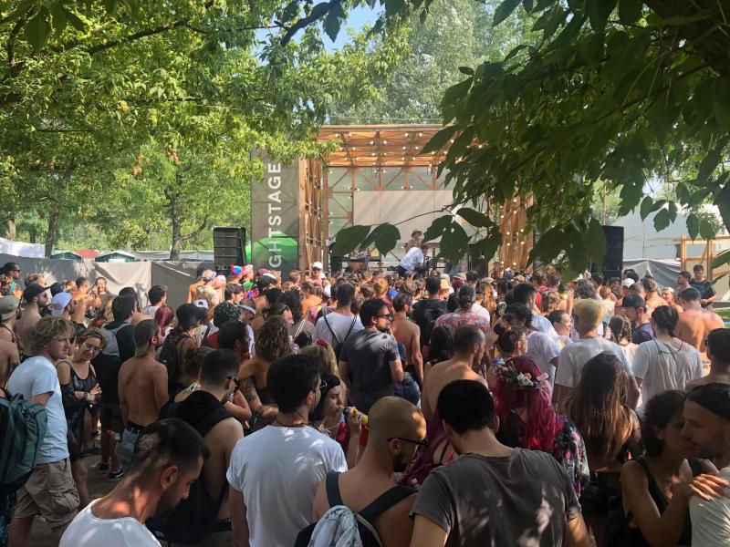 Lightstage - Mambo Restaurant Sziget – Étterem (Budapest, III. kerület)