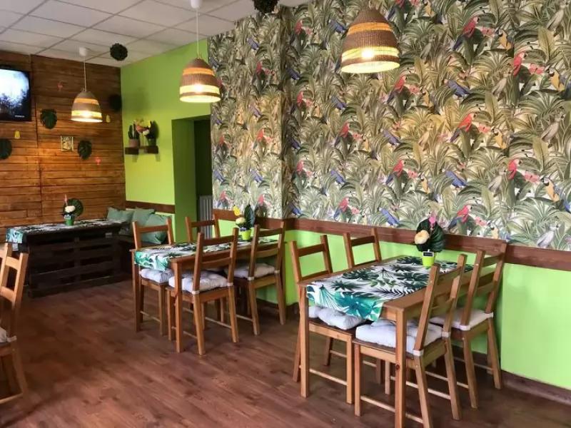 Retro Tropical Bar – Bár (Tardos)