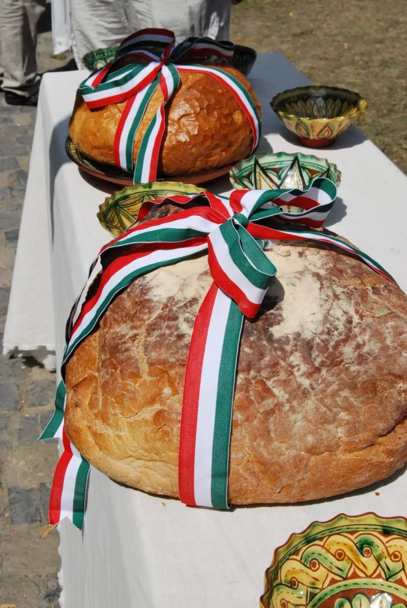 Juhos pékség rajongói – Pékség (Dunakeszi)