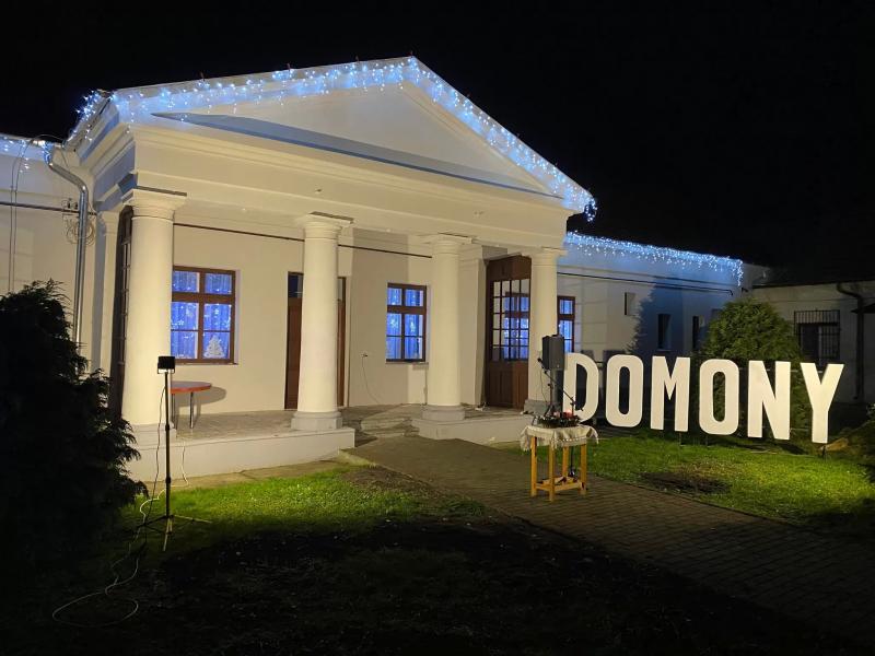 Domony Község Önkormányzata – Fagyizó (Domony)