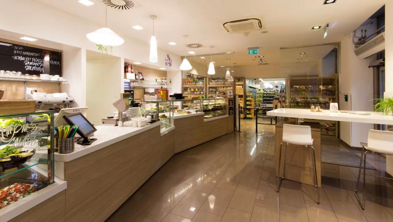 Millenium Grill Cba – Önkiszolgáló étterem (Budapest, VI. kerület)