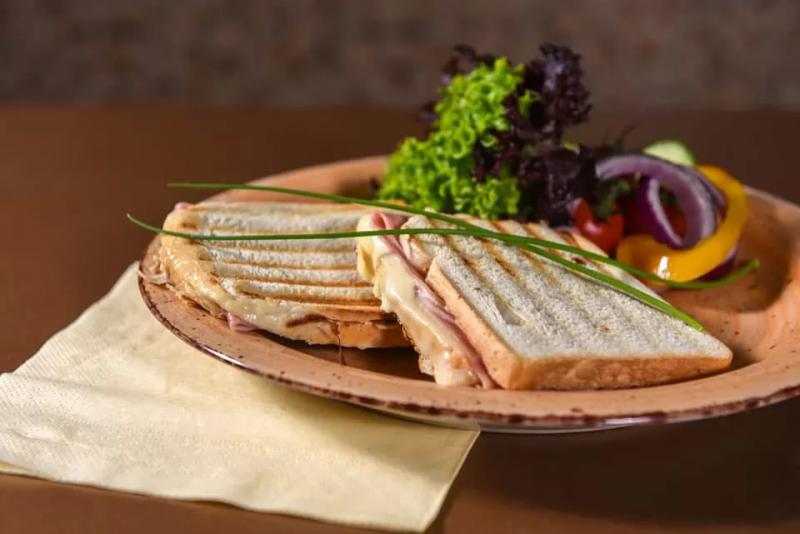 Hokedli Gasztró Bisztró – Bisztró (Alsóörs)
