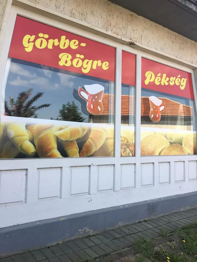 Görbe Bögre Pékség – Pékség (Tiszafüred)