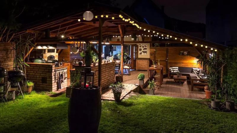 Briquette – BBQ (Budakeszi)