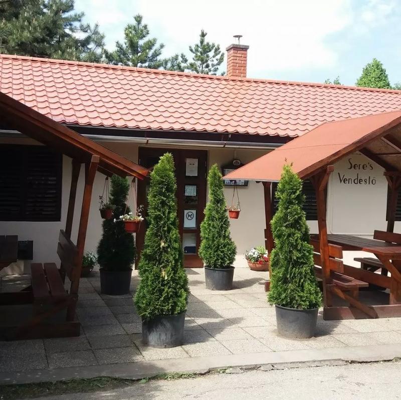 Sere's Kisvendéglő – Étterem (Iregszemcse)