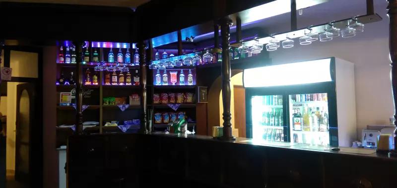 Krédó Presszó és Pizzéria – Bár (Mezohegyes)