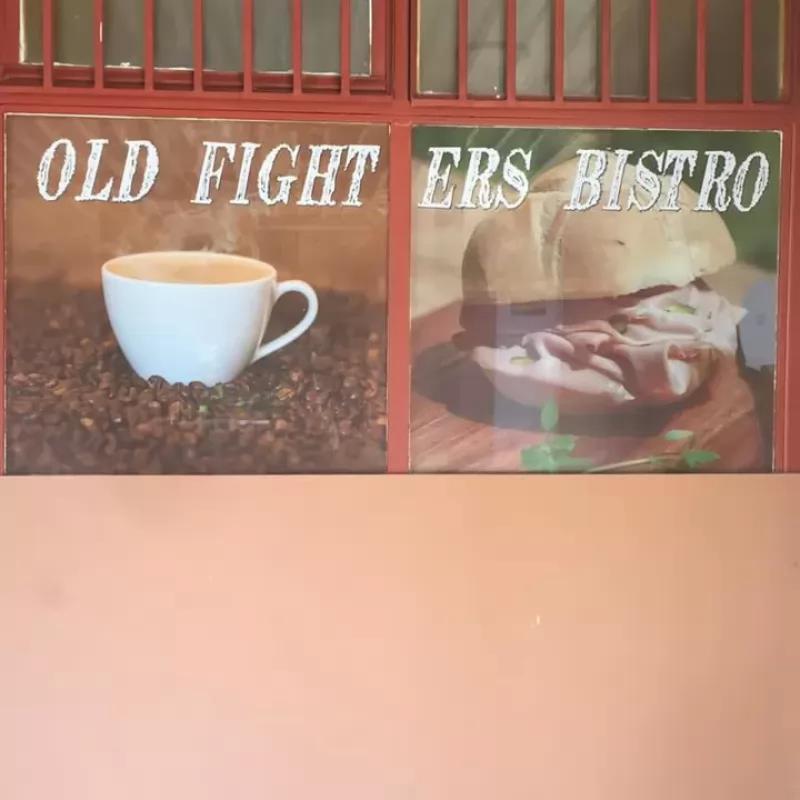Old Fighters Bistro – Bisztró (Baja)