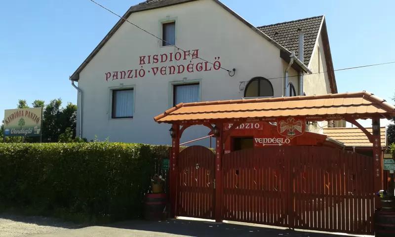Kisdiófa Panzió És Vendéglő – Étterem (Vajdácska)