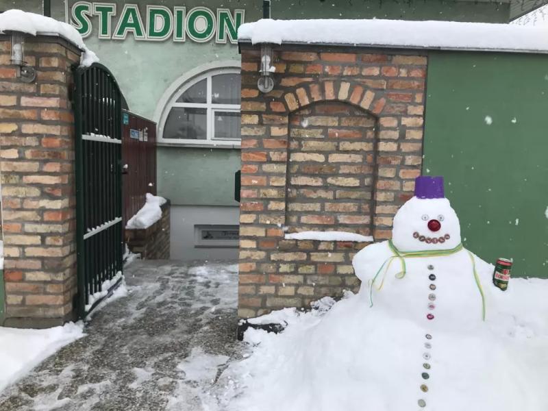 Stadion Söröző & Borozó – Söröző (Gyor)
