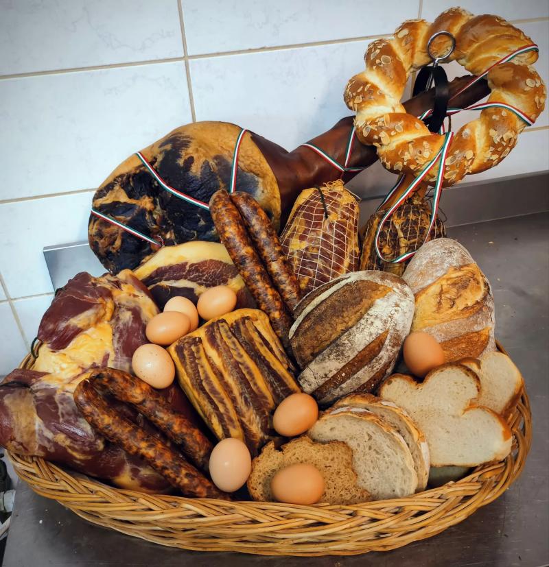 Családi Pékség Csongrád – Pékség (Csongrád)