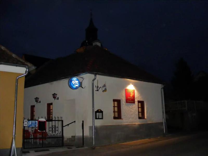 Kisoroszlán Kávézó és Pizzéria – Ételbár (Felsoors)