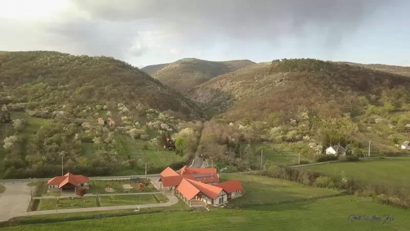 Hórvölgyi Remete Étterem – Étterem (Cserépfalu)