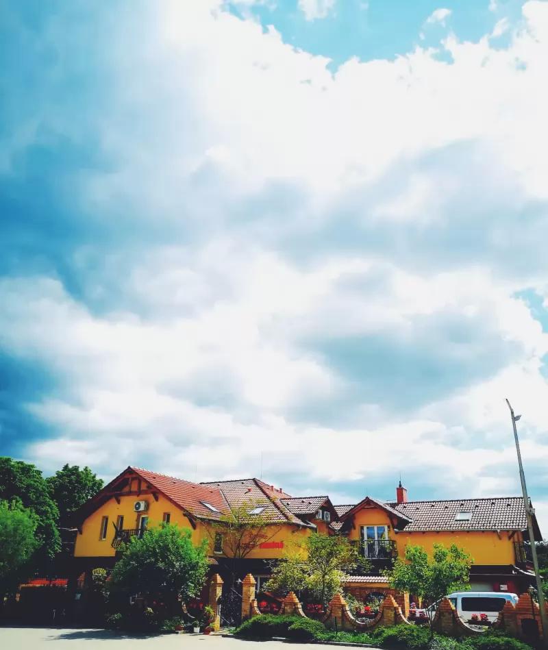 Verona Panzió-Vendéglő – Étterem (Döbrököz)