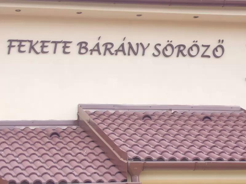 Fekete Bárány Söröző – Bár (Rajka)